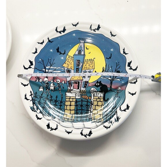 Lot of 2 Vintage Retired Fiesta Ware Halloween Nights Luncheon Plates 9” - Picture 4 of 5